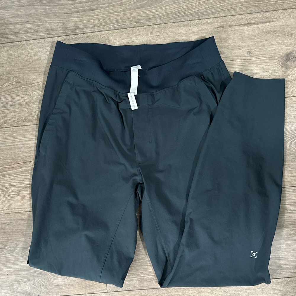 Lululemon pants